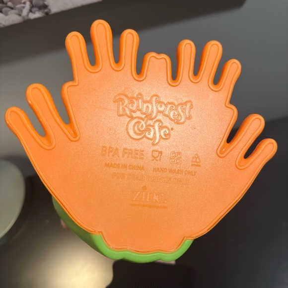 Original sipper from Rainforest Cafe Orlando, Florida - Picture 3 of 3